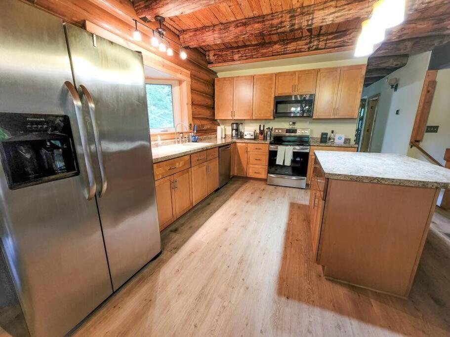 Villa Wilderness Vista Retreat à Reed City Extérieur photo