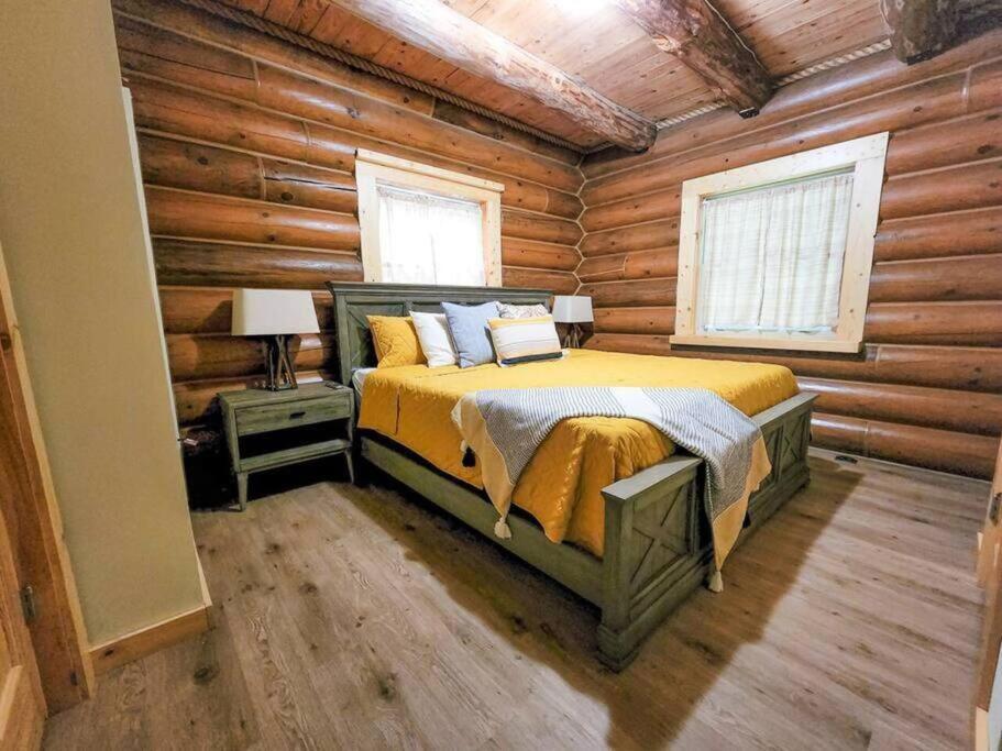 Villa Wilderness Vista Retreat à Reed City Extérieur photo